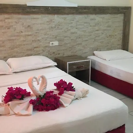 Hotel Livane *