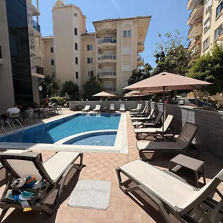 Hotel Livane *